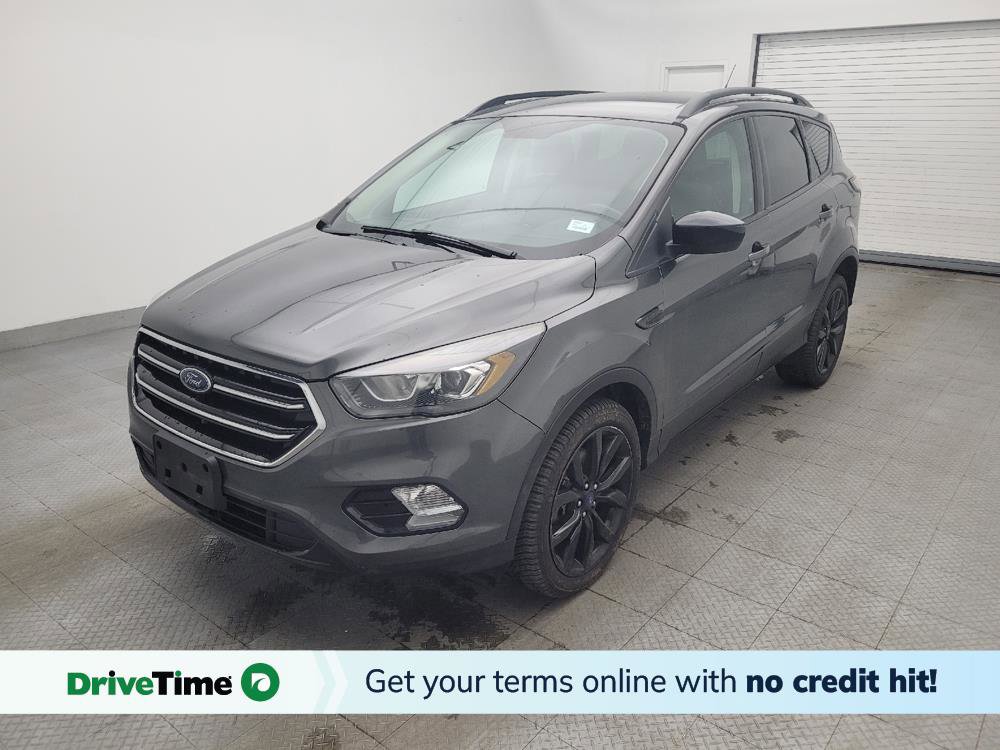 Used 2017 Ford Escape SE w/ Equipment Group 201A AWD/4WD image 1
