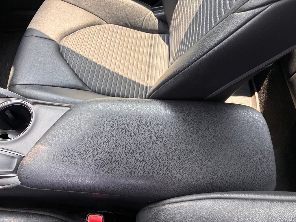 Used 2023 Toyota Camry SE FWD image 33