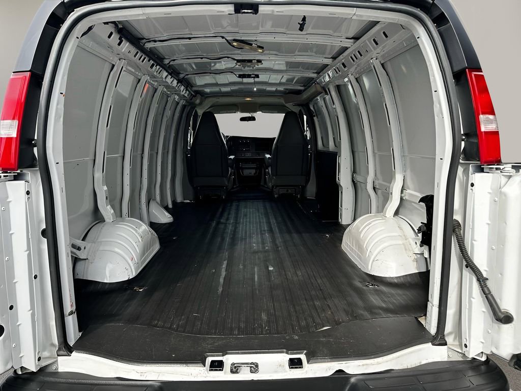 Used 2023 Chevrolet Express 2500 Work Van w/ Driver Convenience Package image 27