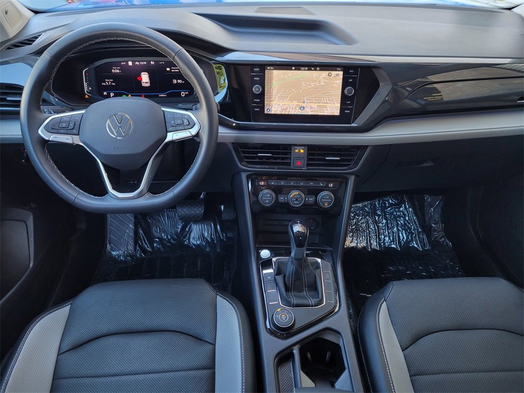 Used 2022 Volkswagen Taos SEL image 13