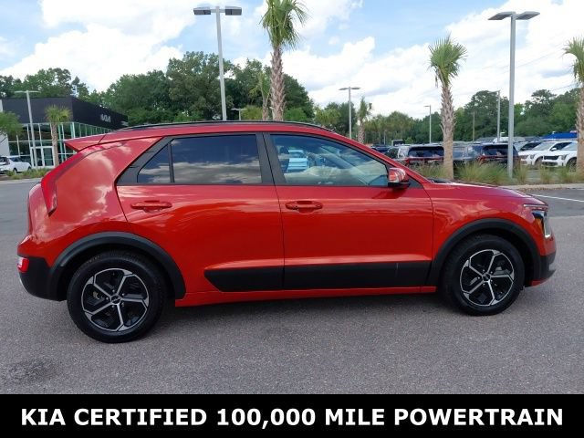Certified 2023 Kia Niro EX FWD image 4