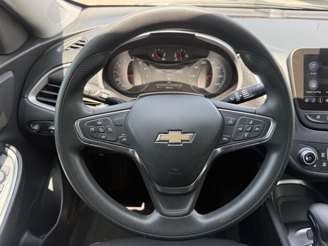 Used 2025 Chevrolet Malibu LT FWD image 13