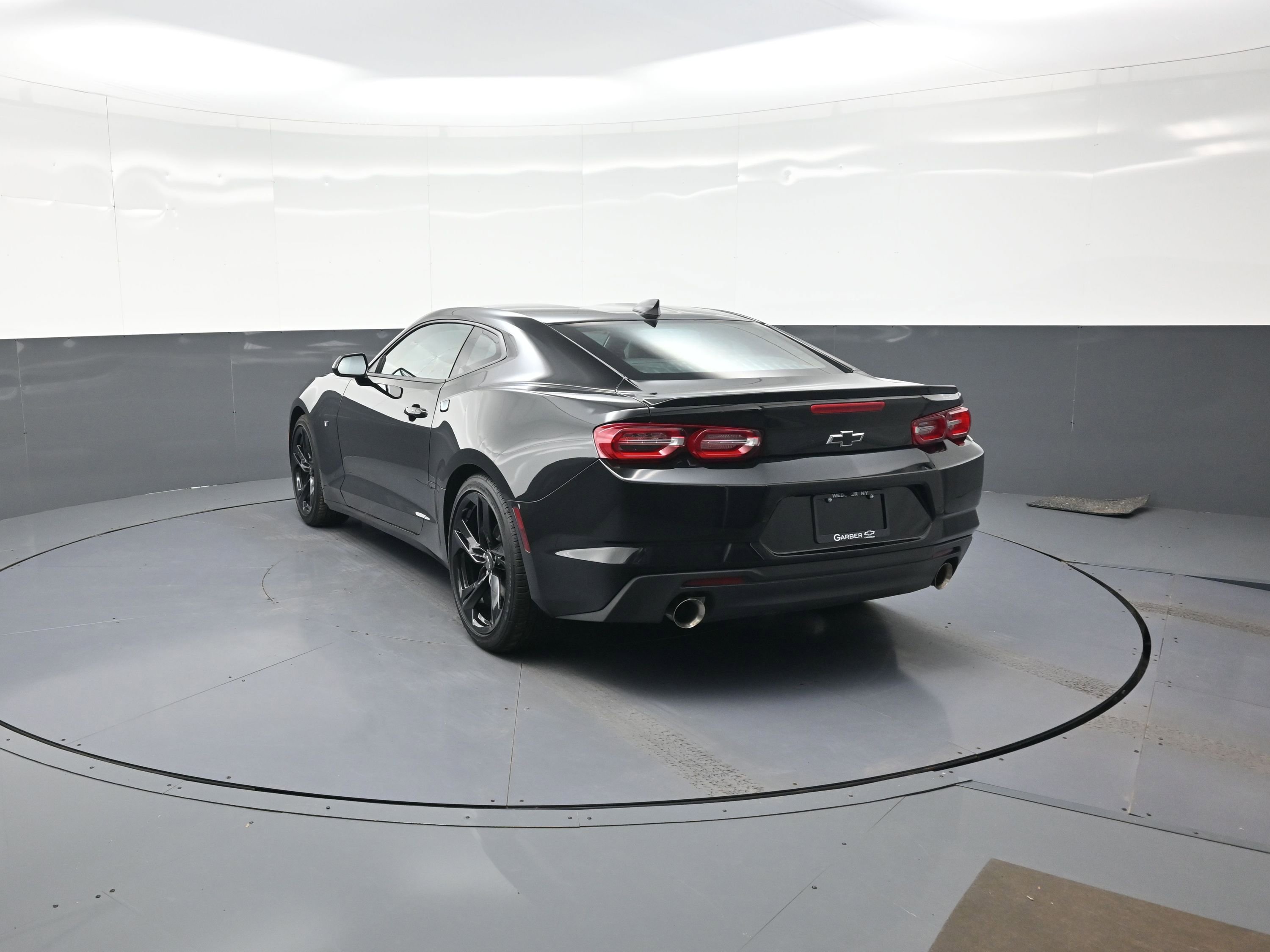 Used 2024 Chevrolet Camaro LT image 5
