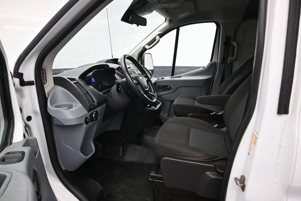 Used 2017 Ford Transit 150 130 Low Roof RWD image 9