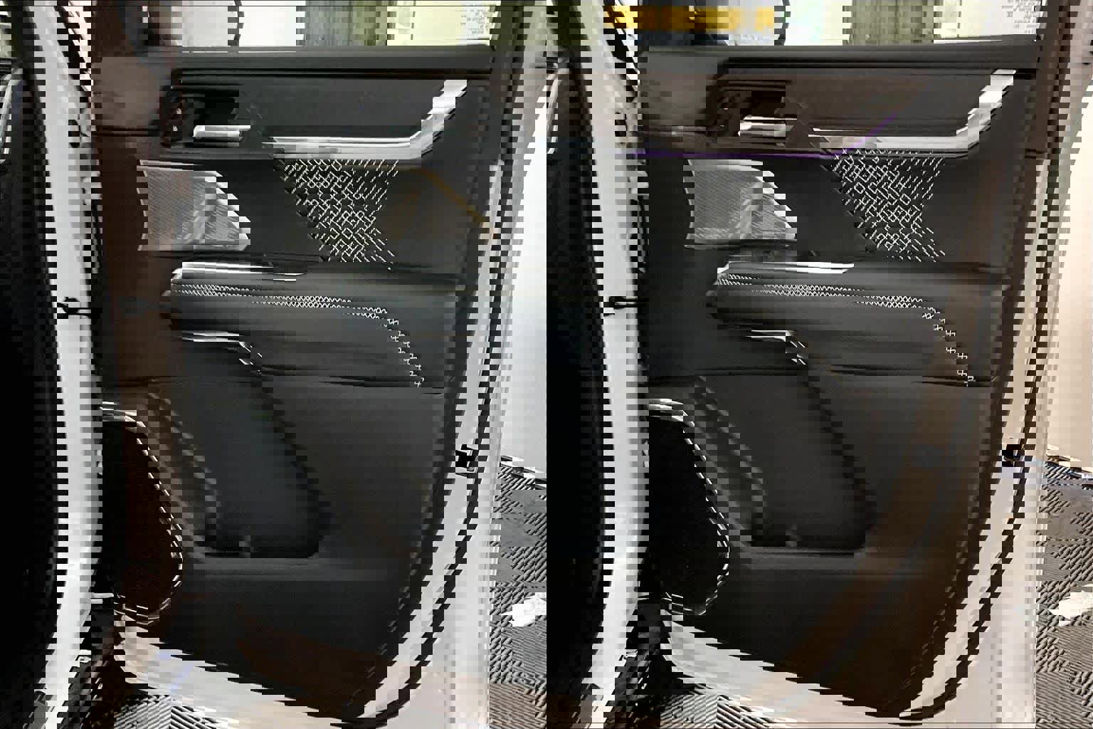 Certified 2025 GMC Acadia Denali w/ Super Cruise Package image 21