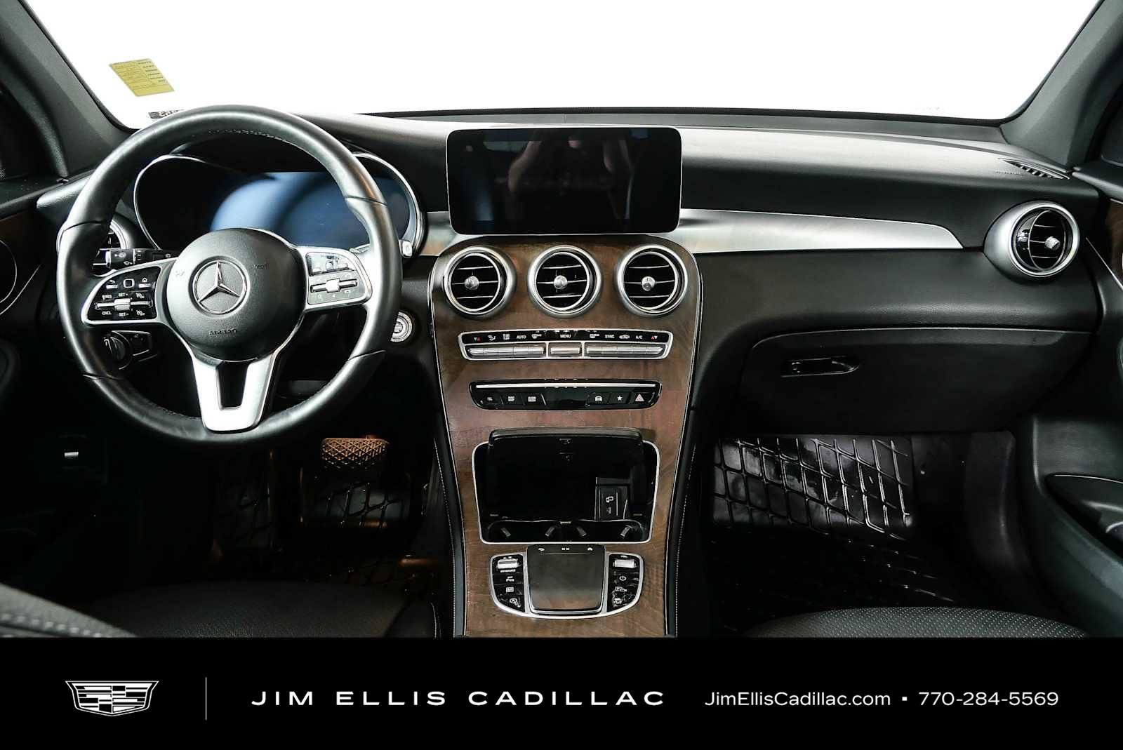 Used 2021 Mercedes-Benz GLC 300 4MATIC w/ Multimedia Package image 19