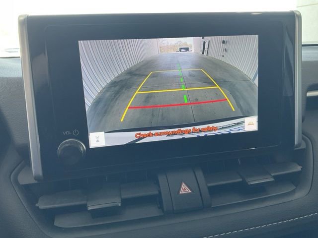 Used 2023 Toyota RAV4 XLE AWD/4WD image 17