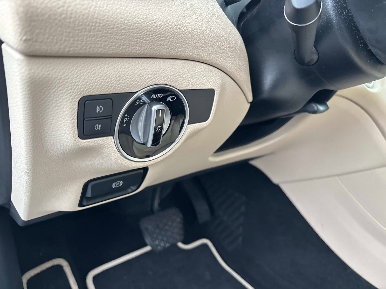Used 2018 Mercedes-Benz GLA 250 4MATIC image 21