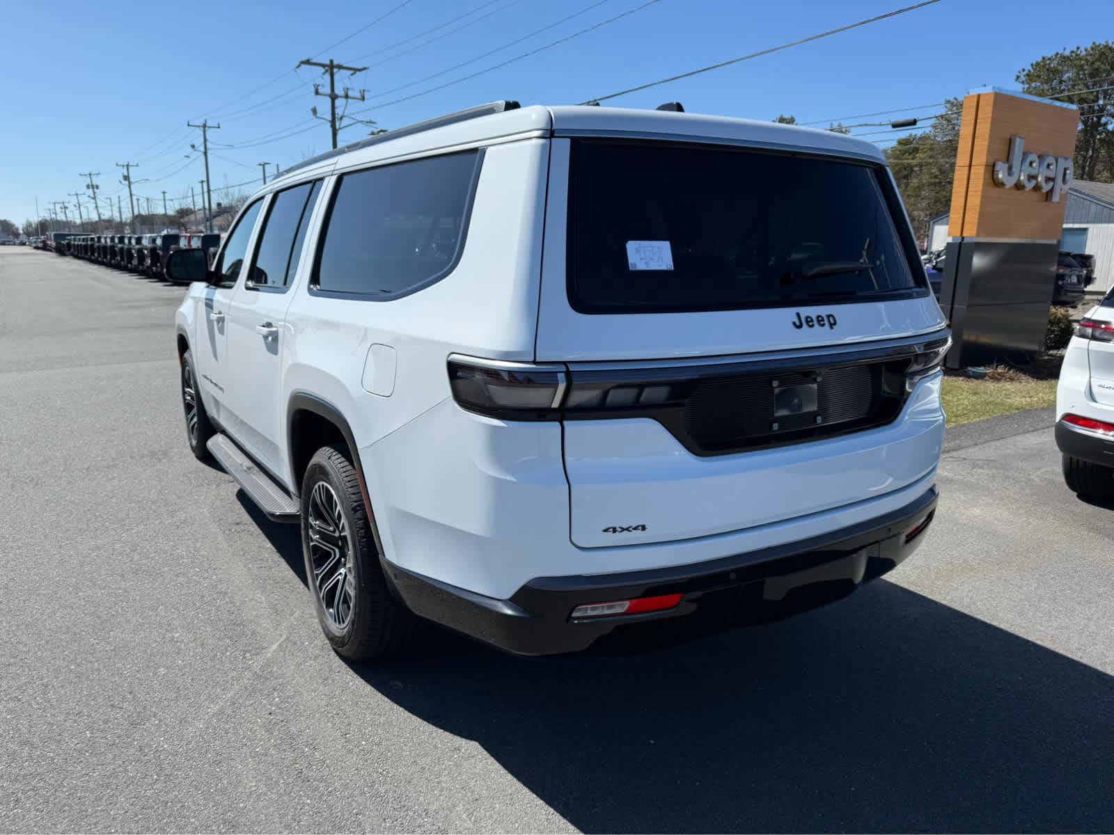 New 2026 Jeep Grand Wagoneer L 4WD w/ Premium Group I image 5