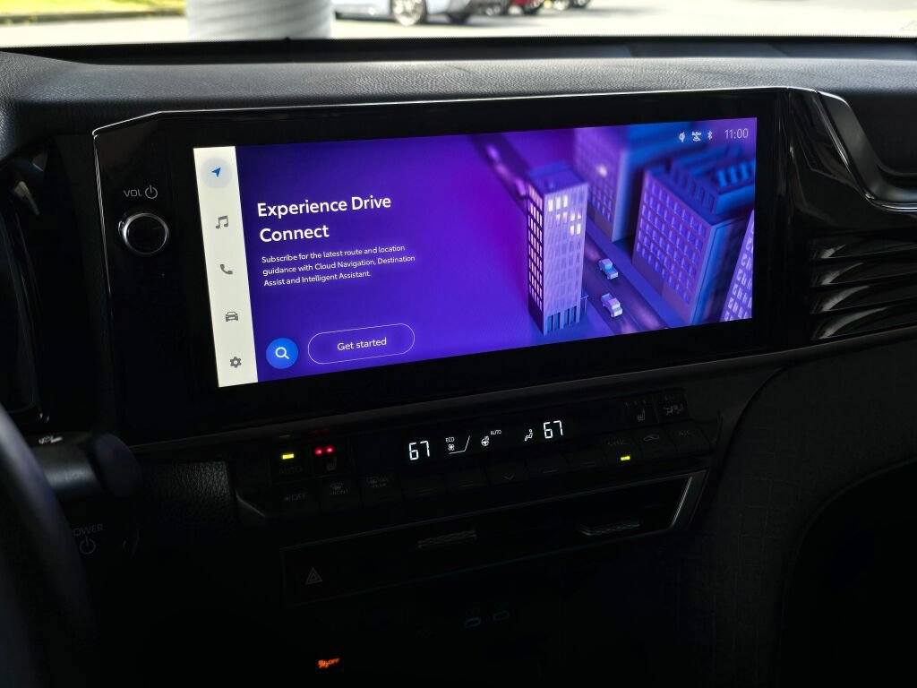 Used 2025 Toyota Camry XLE FWD image 26
