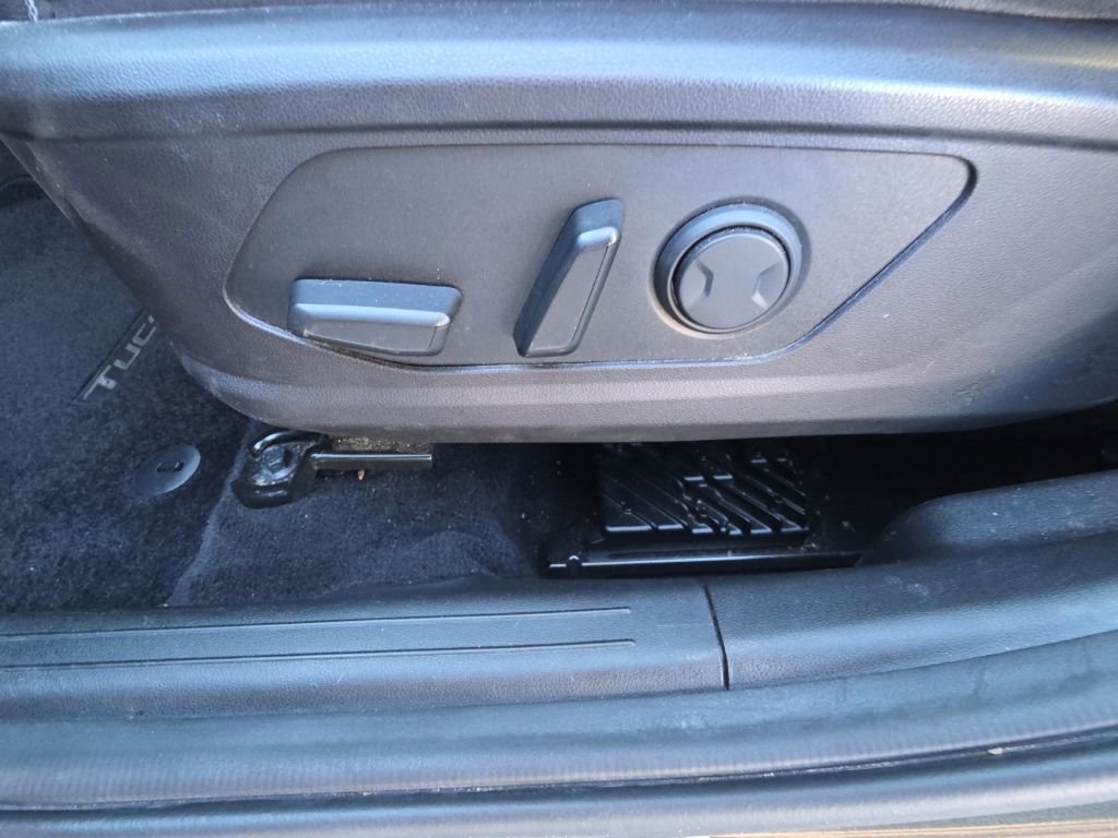 Used 2022 Hyundai Tucson Limited image 18