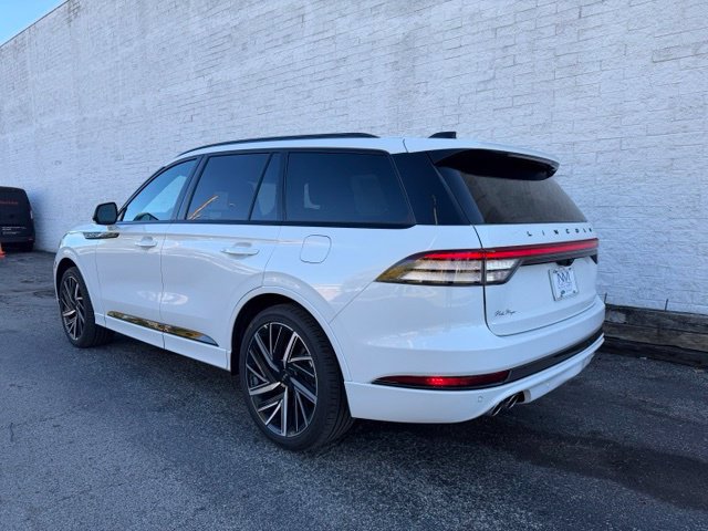 New 2027 Lincoln Aviator Black Label w/ Jet Appearance Package AWD/4WD image 8