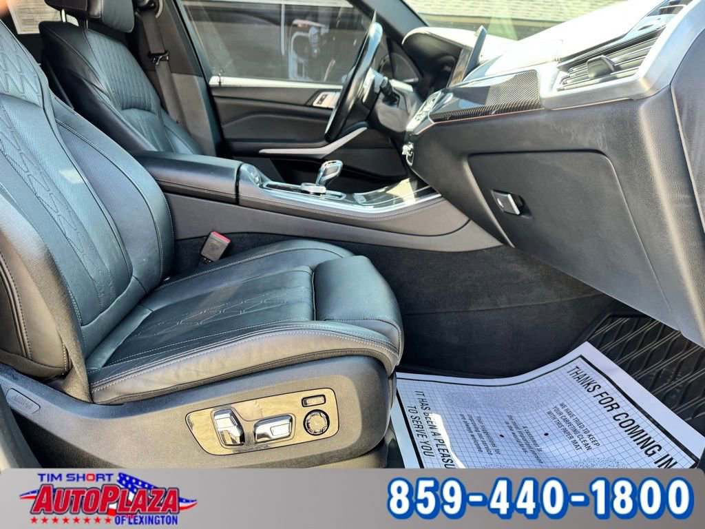Used 2022 BMW X5 M50i w/ Executive Package image 43