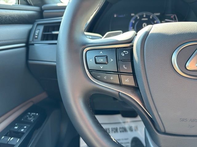 Used 2025 Lexus ES 350 w/ Premium Package image 15