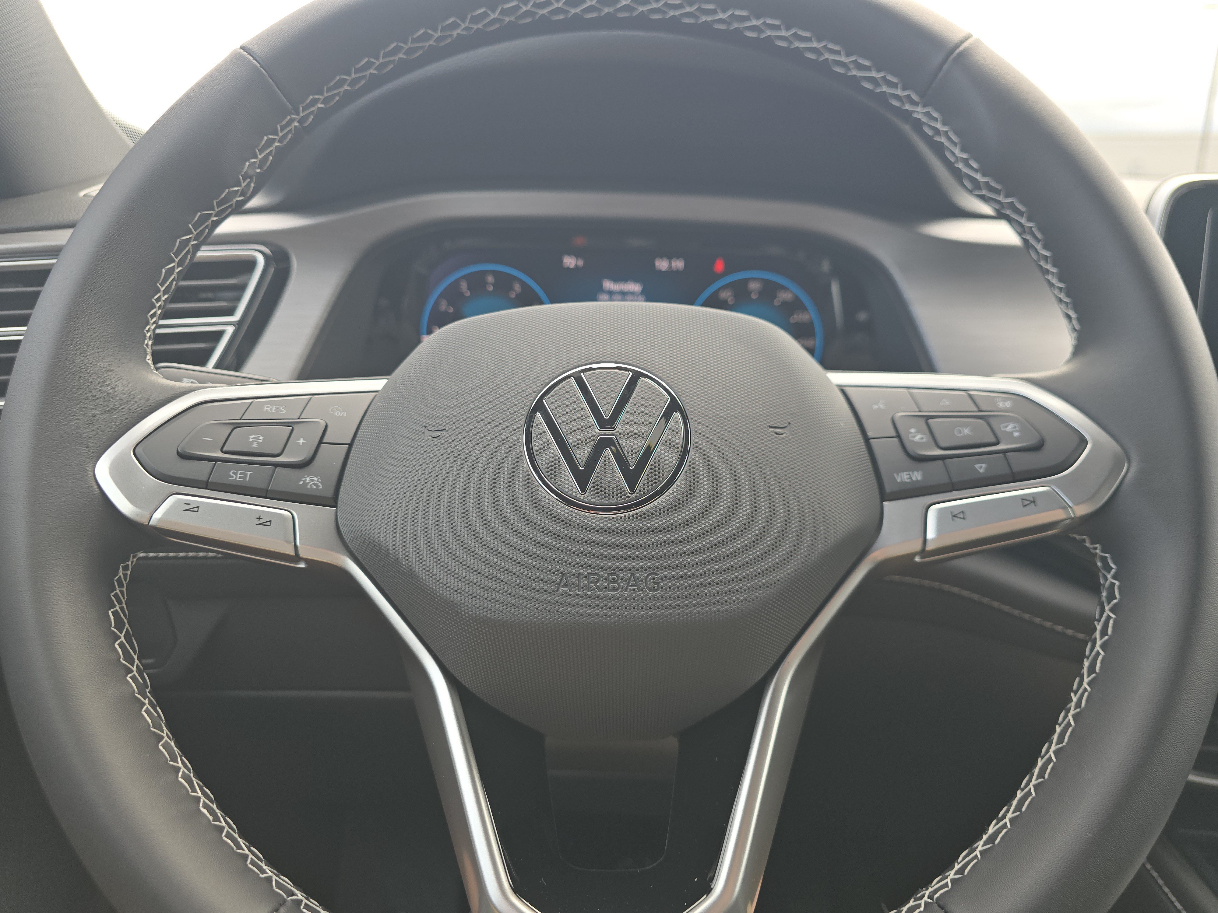New 2026 Volkswagen Atlas Cross Sport SE AWD/4WD image 21