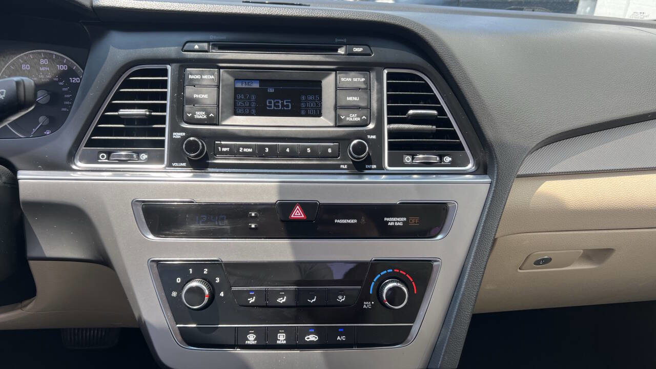 Used 2015 Hyundai Sonata SE FWD image 21