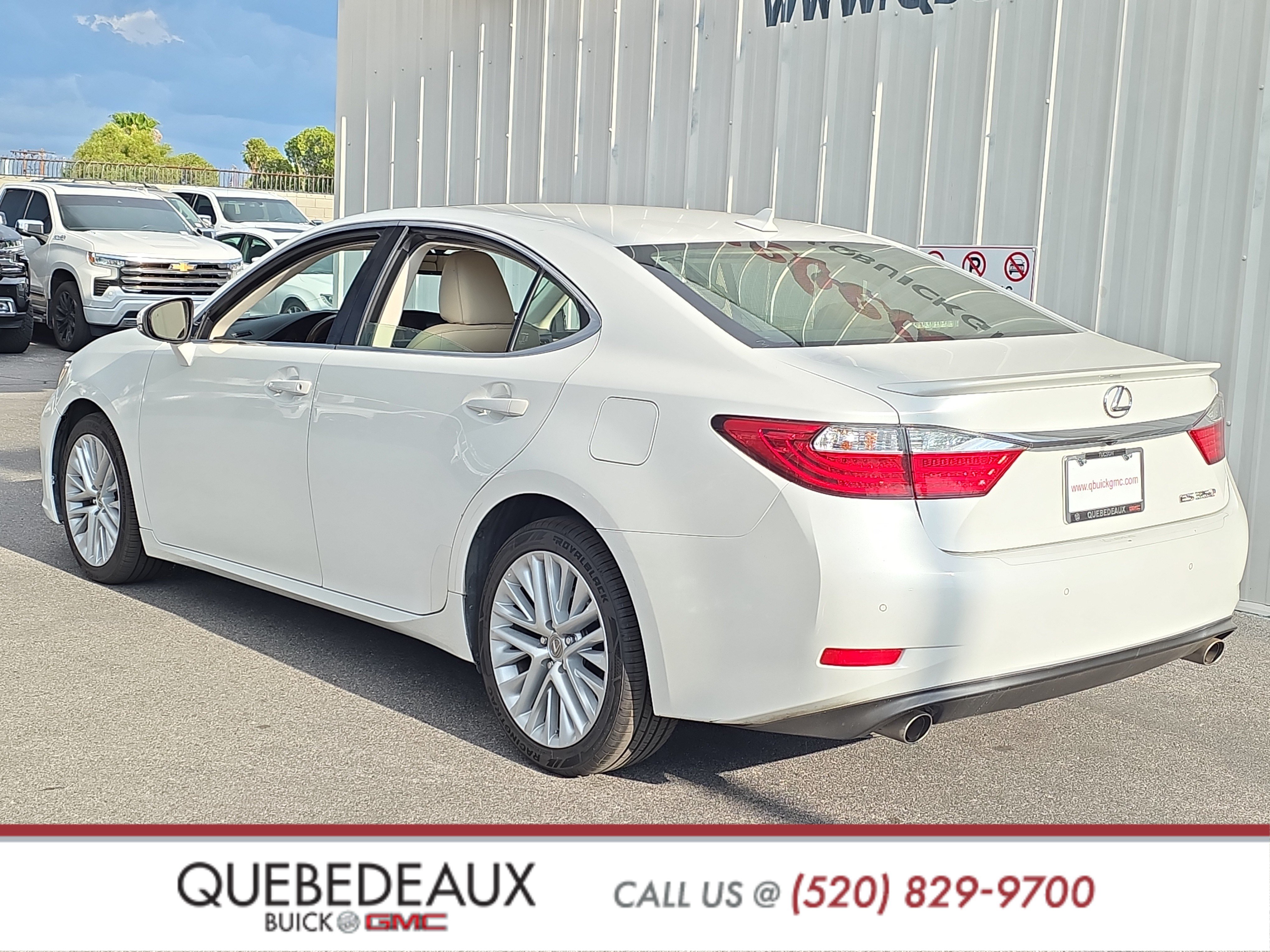 Used 2014 Lexus ES 350 w/ Luxury Package FWD image 5