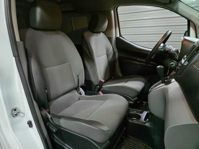 Used 2020 Nissan NV200 S FWD image 16