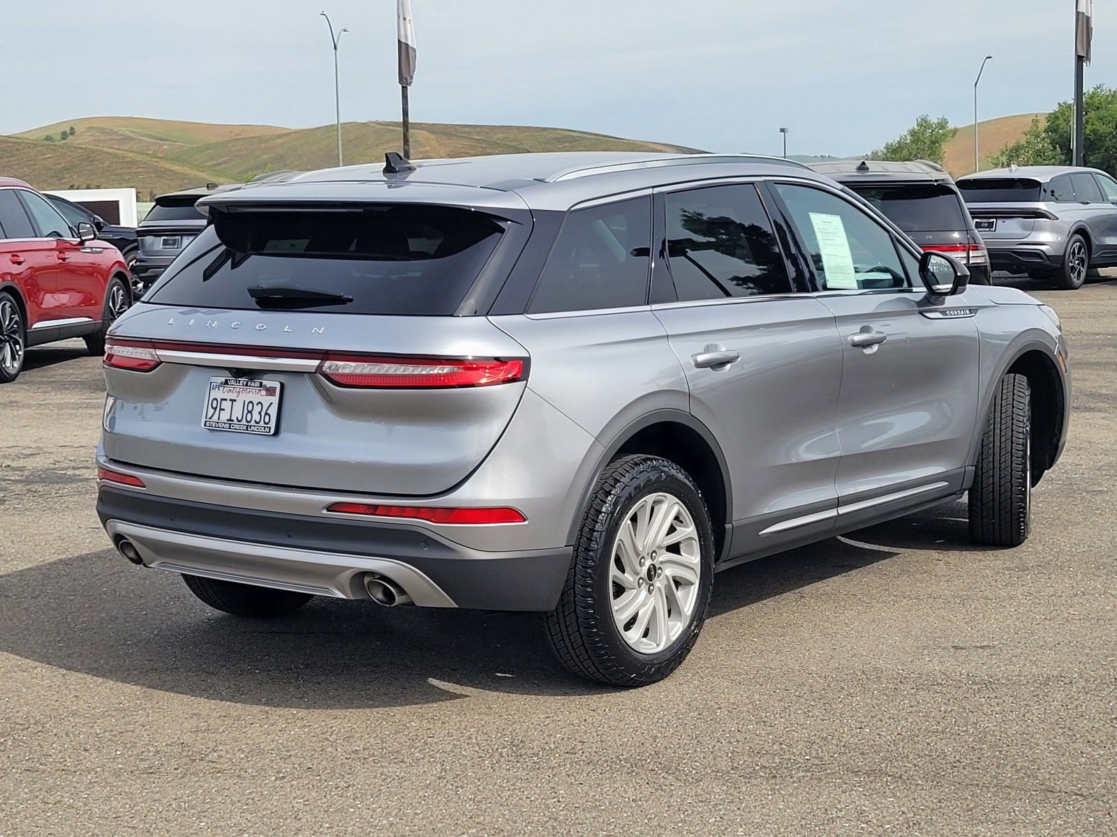 Used 2022 Lincoln Corsair FWD image 4