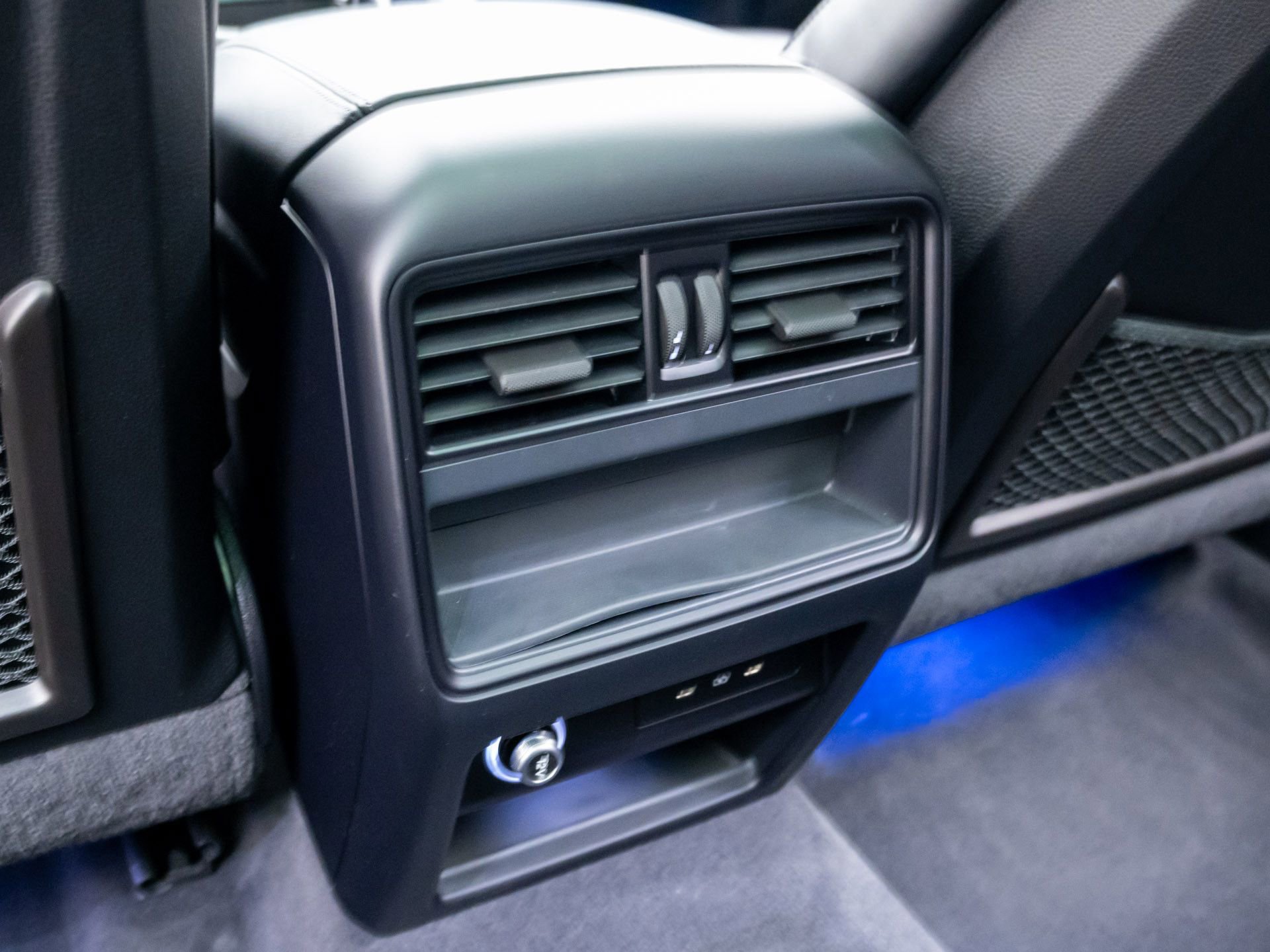 Used 2024 Porsche Cayenne S image 18