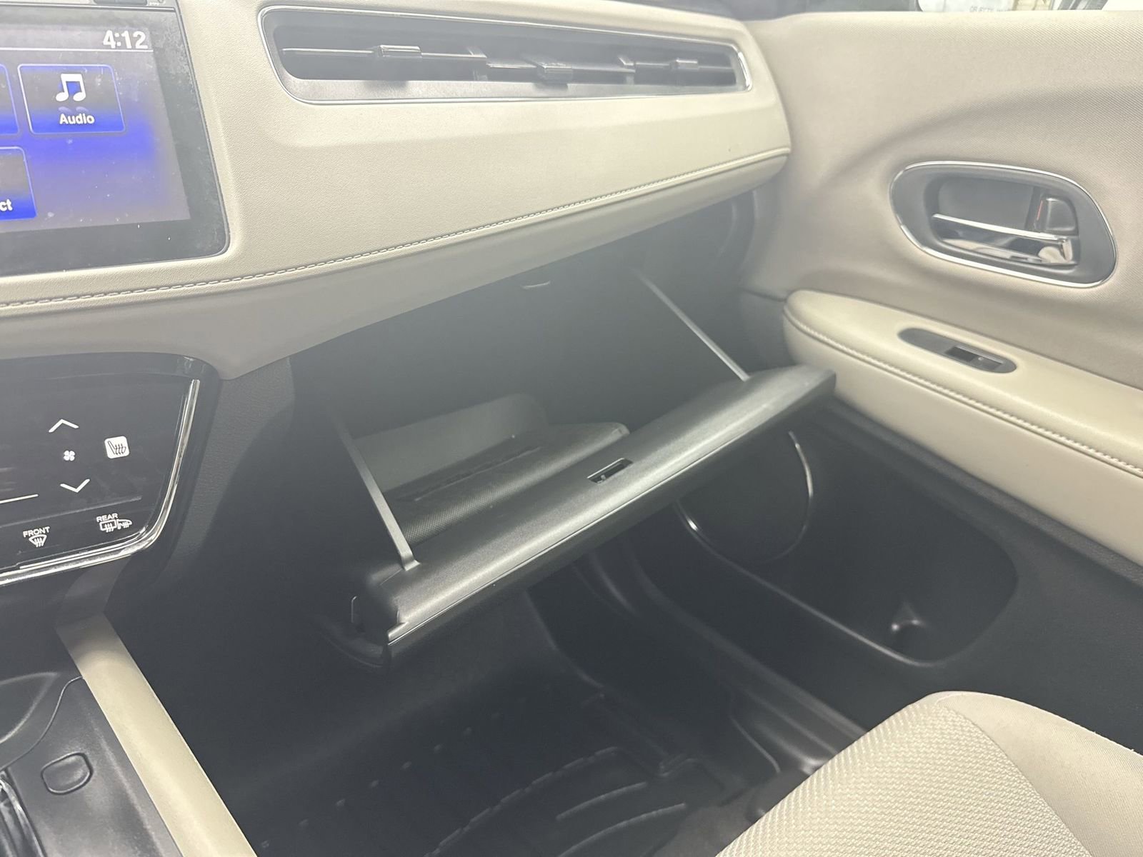 Used 2018 Honda HR-V EX image 27