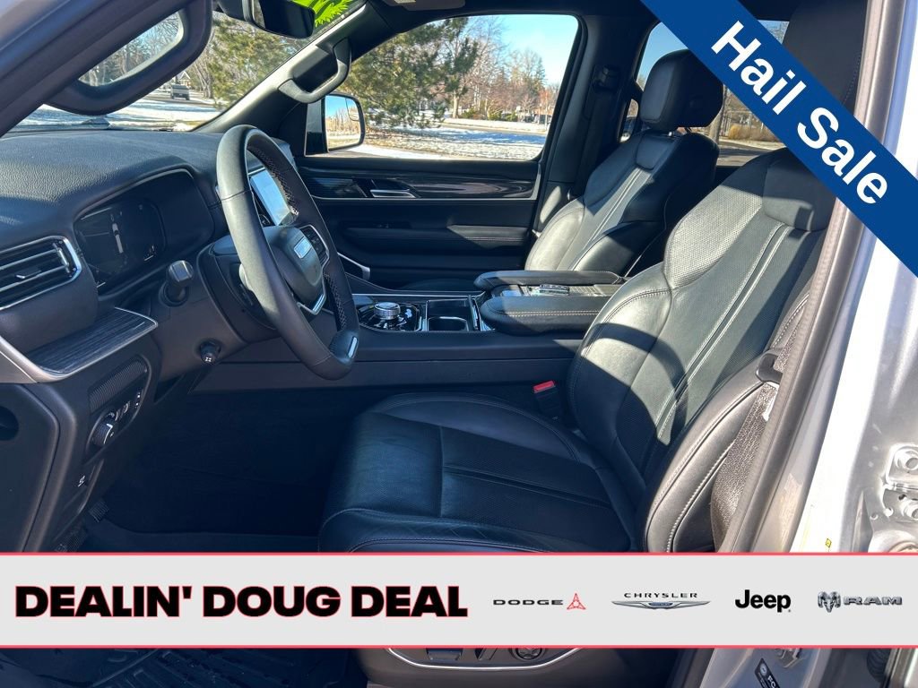 Used 2022 Jeep Wagoneer Series II w/ Premium Group I image 10