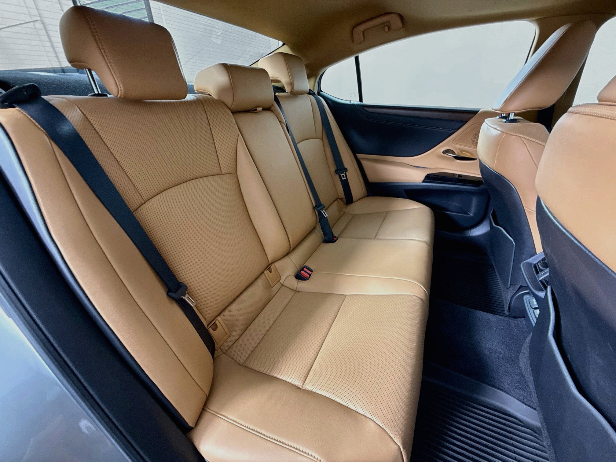 Certified 2025 Lexus ES 350 w/ Premium Package FWD image 25