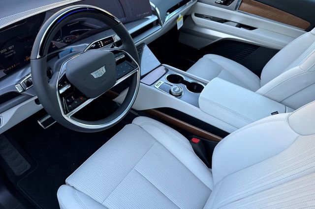 New 2026 Cadillac Vistiq Sport w/ LPO, Floor Liner Package image 10