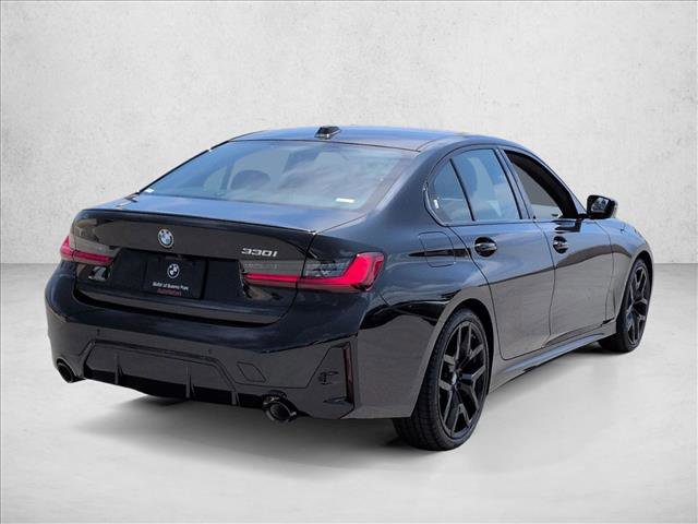 New 2026 BMW 330i Sedan w/ M Sport Package RWD image 2