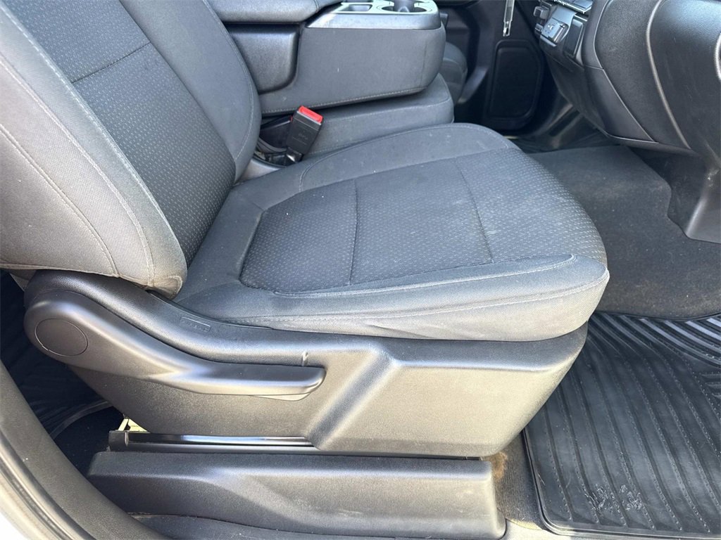 Used 2023 Chevrolet Silverado 2500 Custom w/ Custom Convenience Package image 26