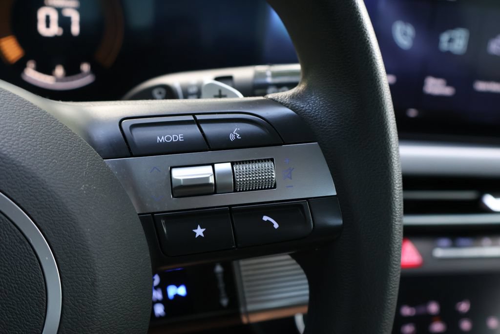 Used 2024 Hyundai Sonata SEL FWD image 29