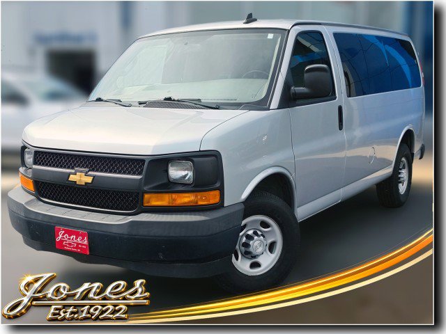 Used 2017 Chevrolet Express 2500 LS image 1