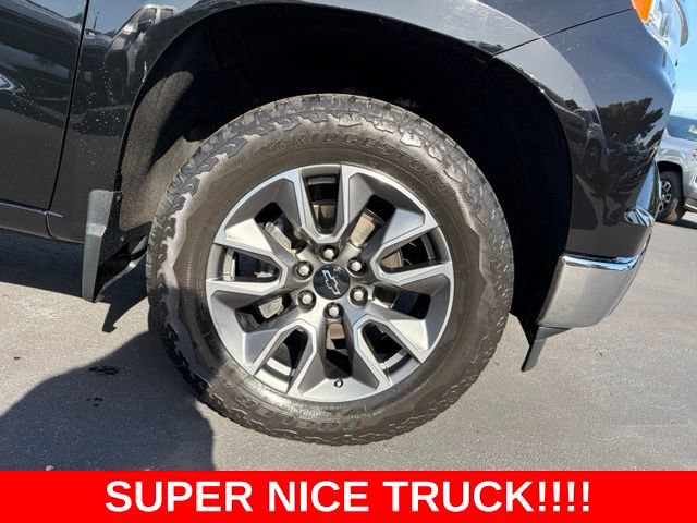 Used 2023 Chevrolet Silverado 1500 LT AWD/4WD image 8