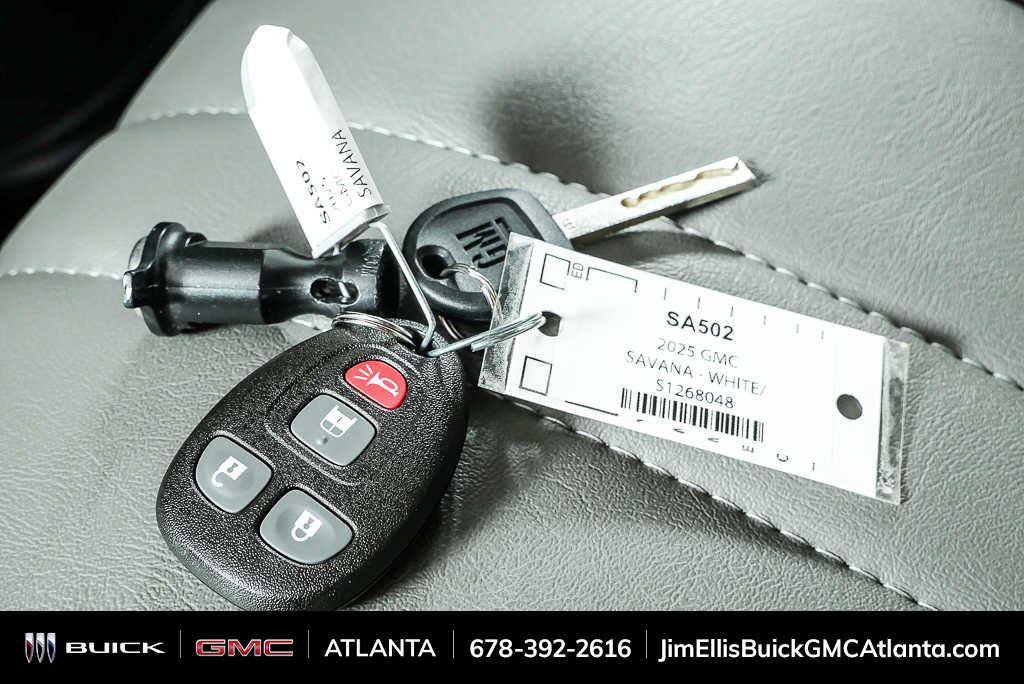 New 2025 GMC Savana 2500 w/ Driver Convenience Package RWD image 31