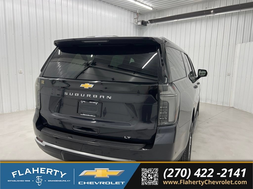 Used 2026 Chevrolet Suburban LT w/ Comfort Package AWD/4WD image 3