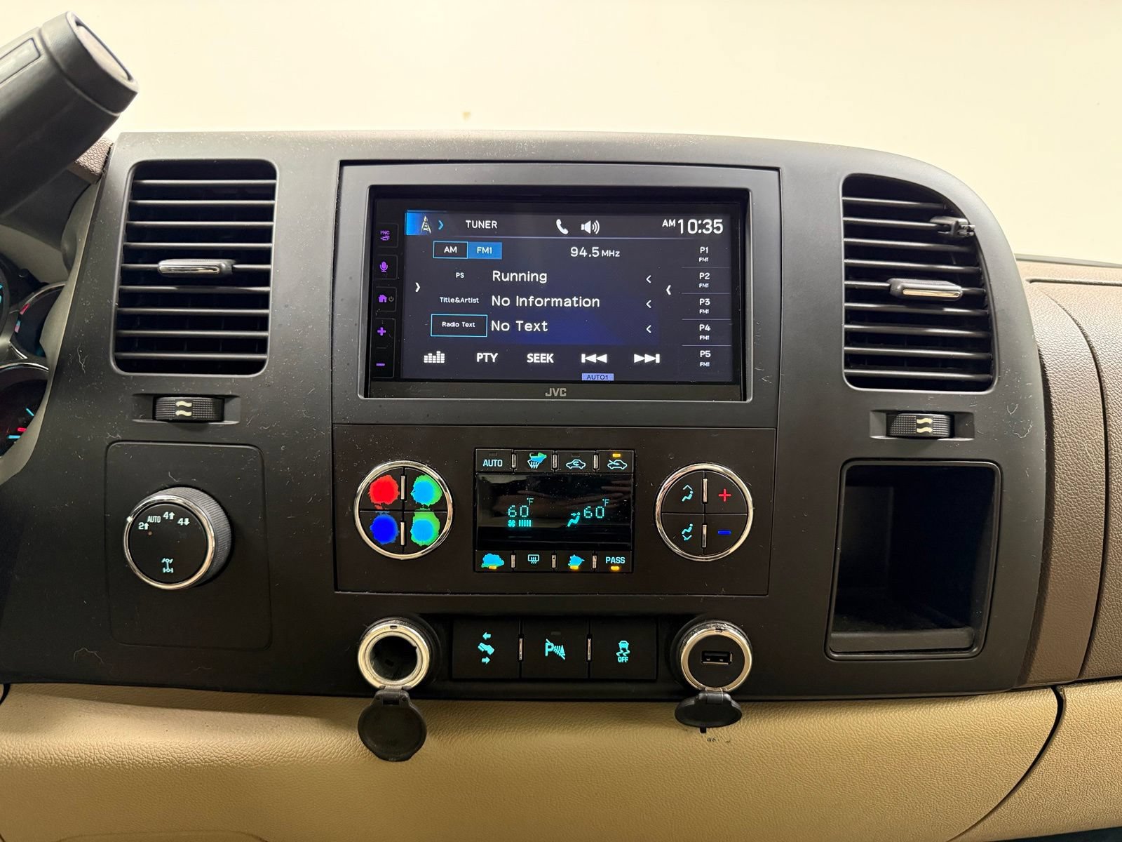 Used 2013 Chevrolet Silverado 1500 LT w/ All-Star Edition AWD/4WD image 21