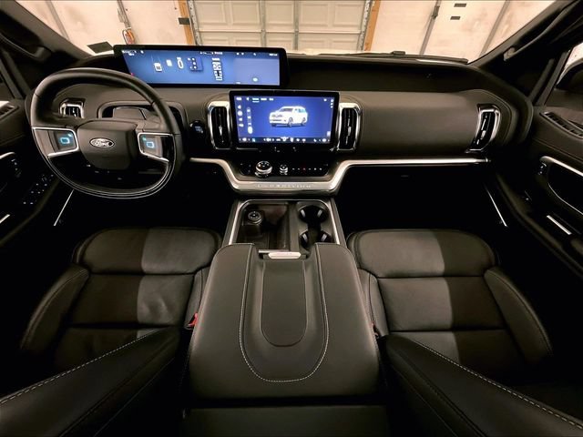 Used 2025 Ford Expedition Max Platinum w/ Stealth Appearance Package AWD/4WD image 14
