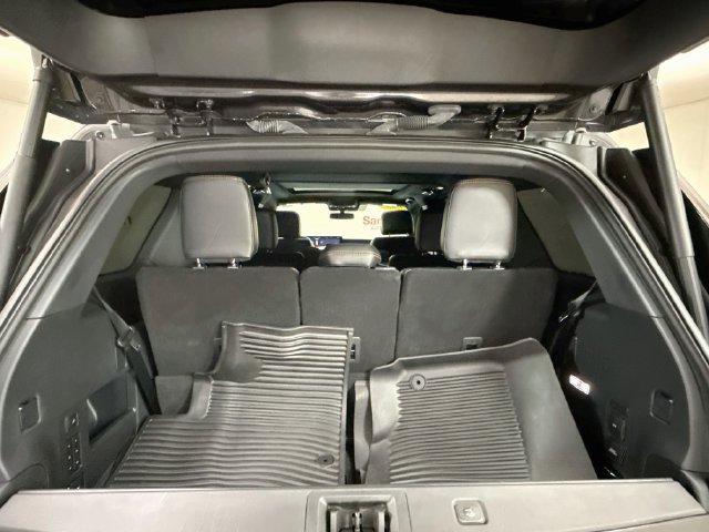 Used 2025 Ford Expedition Tremor AWD/4WD image 28