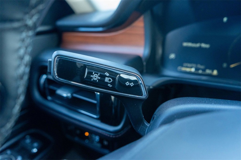 Used 2024 Lincoln Aviator Reserve AWD/4WD image 27