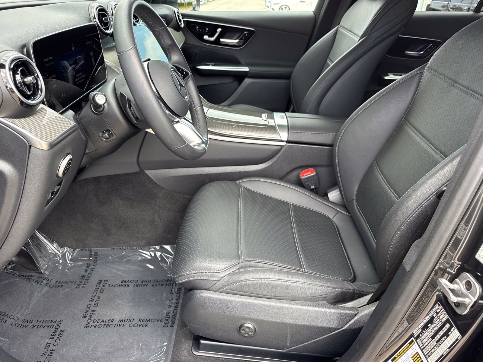 Used 2026 Mercedes-Benz GLC 300 image 26