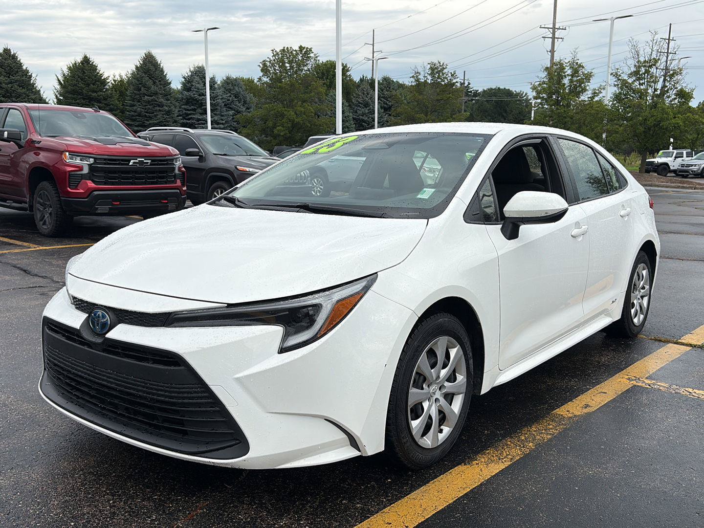 Used 2023 Toyota Corolla LE AWD/4WD image 29