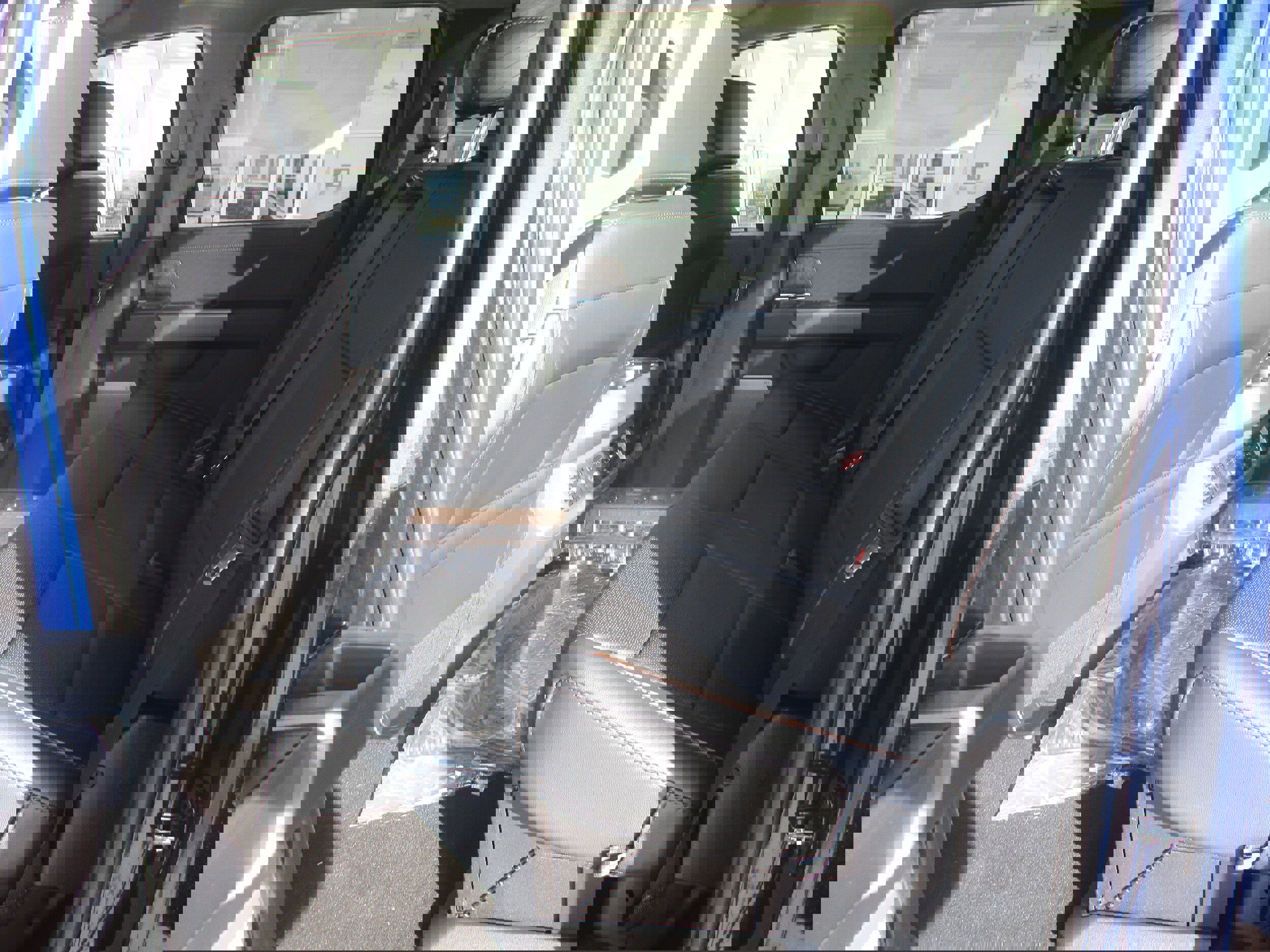 New 2026 Ford F250 Lariat w/ FX4 Off-Road Package image 8