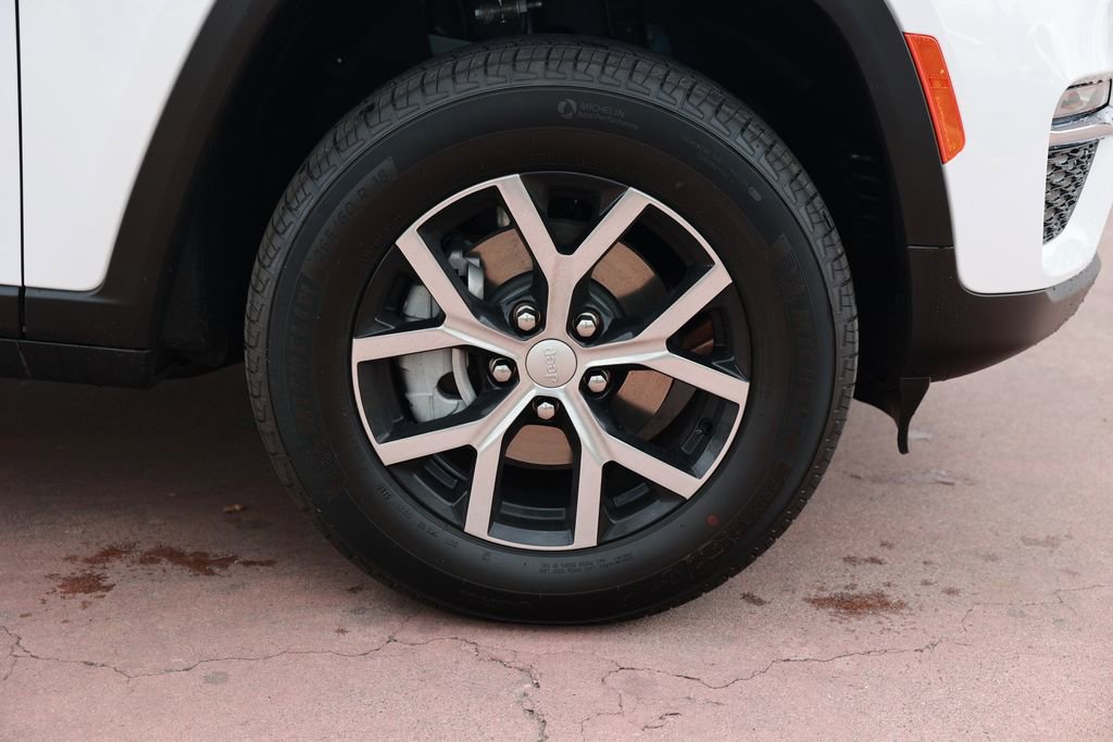 New 2025 Jeep Grand Cherokee Limited image 8