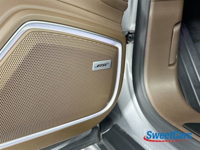 Used 2022 Porsche Panamera GTS image 40