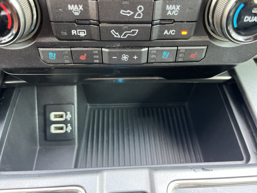 Used 2019 Ford F150 Raptor w/ Equipment Group 802A Luxury AWD/4WD image 29