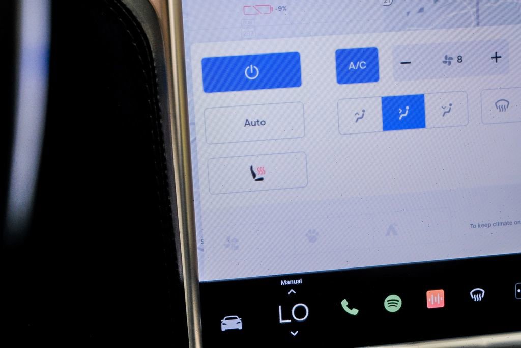 Used 2017 Tesla Model S 100D image 22