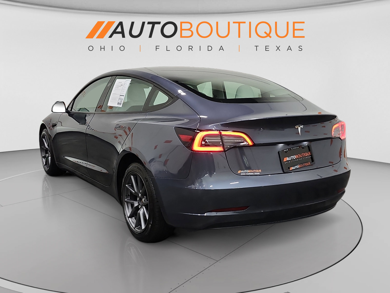 Used 2023 Tesla Model 3 Standard Range RWD image 3