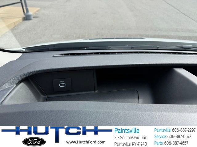 New 2026 Ford Transit 250 148 Medium Roof RWD image 14