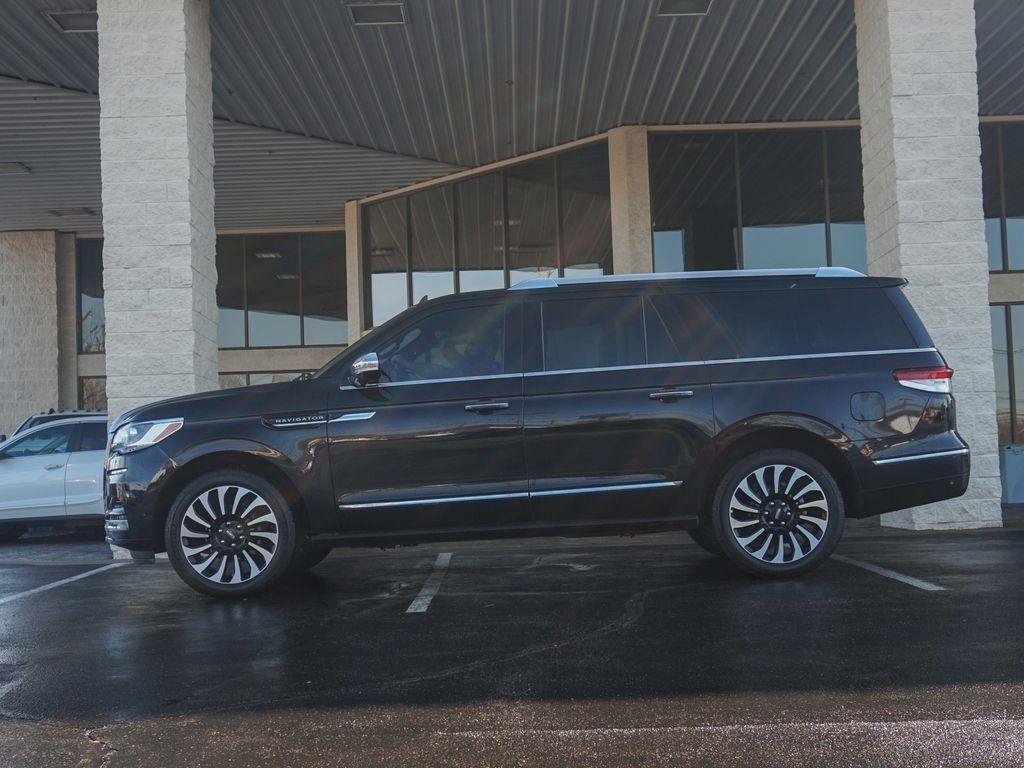Used 2023 Lincoln Navigator L Black Label AWD/4WD image 5