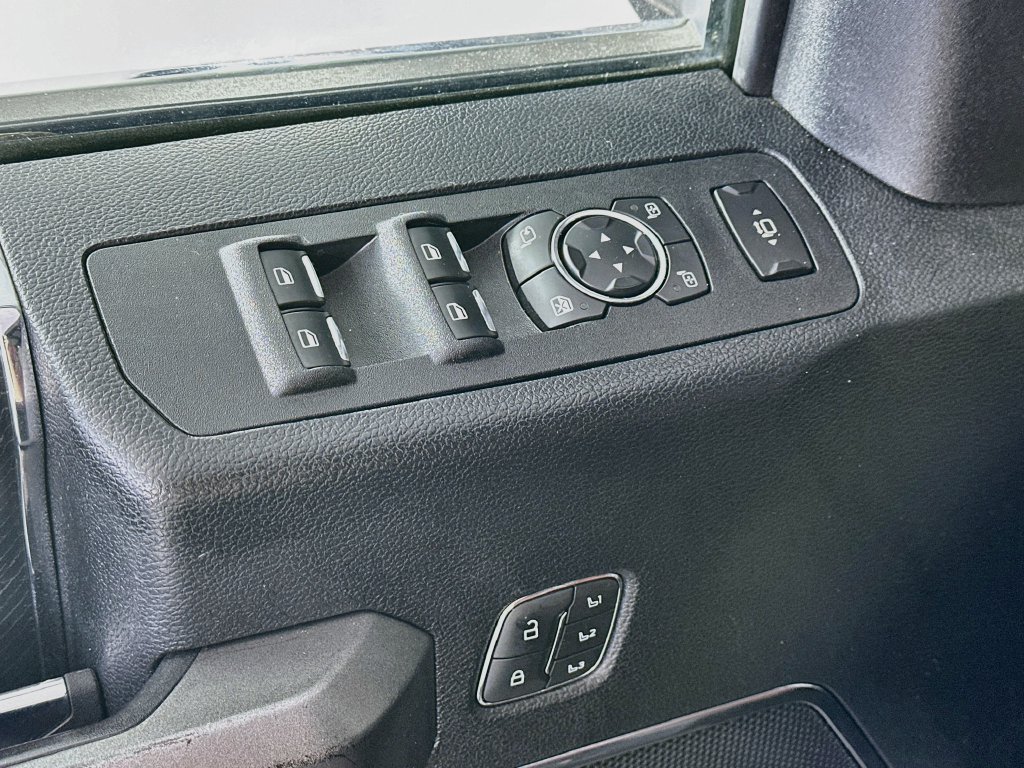 Used 2020 Ford F350 Platinum AWD/4WD image 24